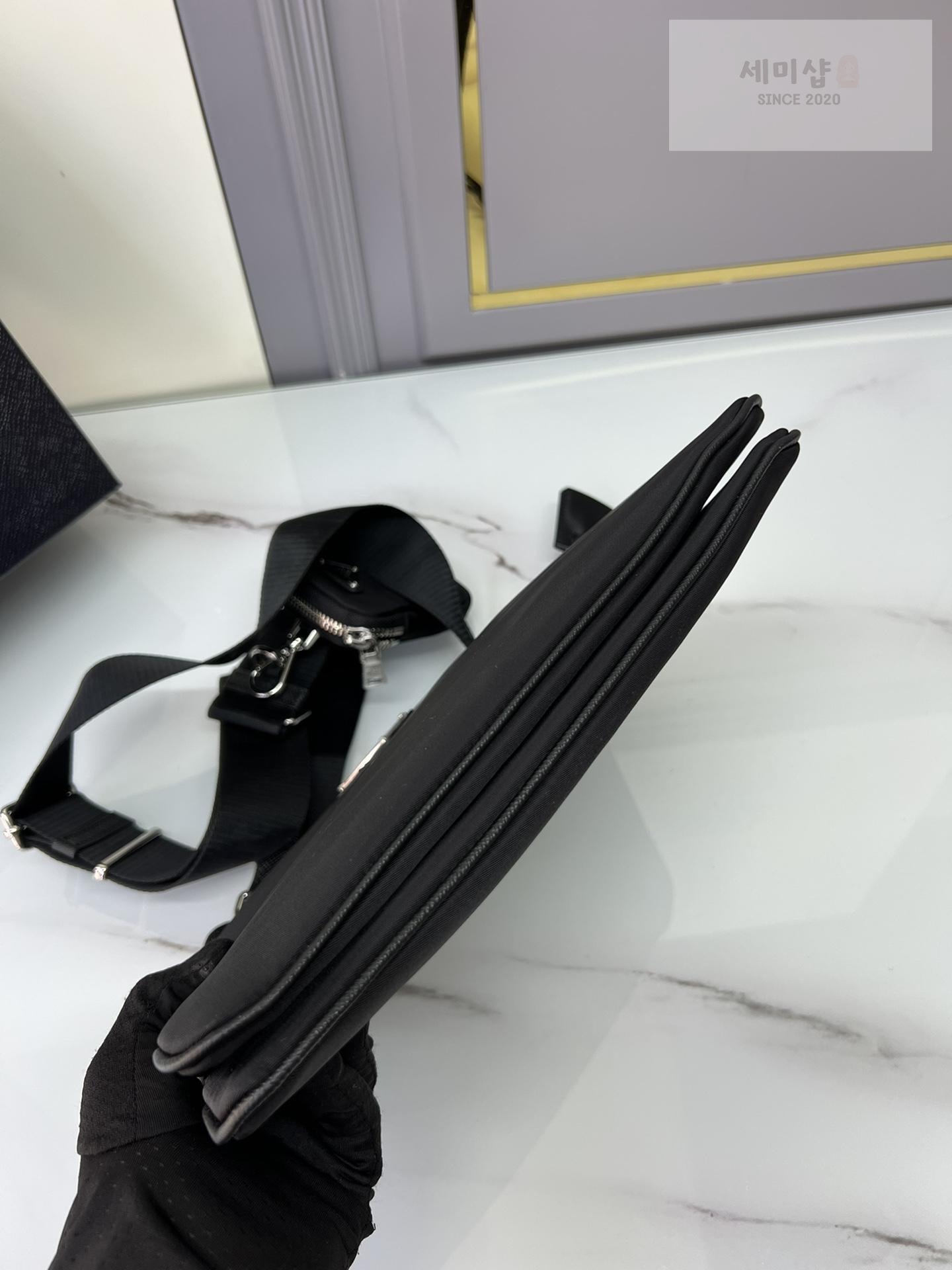 P R A D A Prada Re - Nylon Crossbody Bag 8번 이미지
