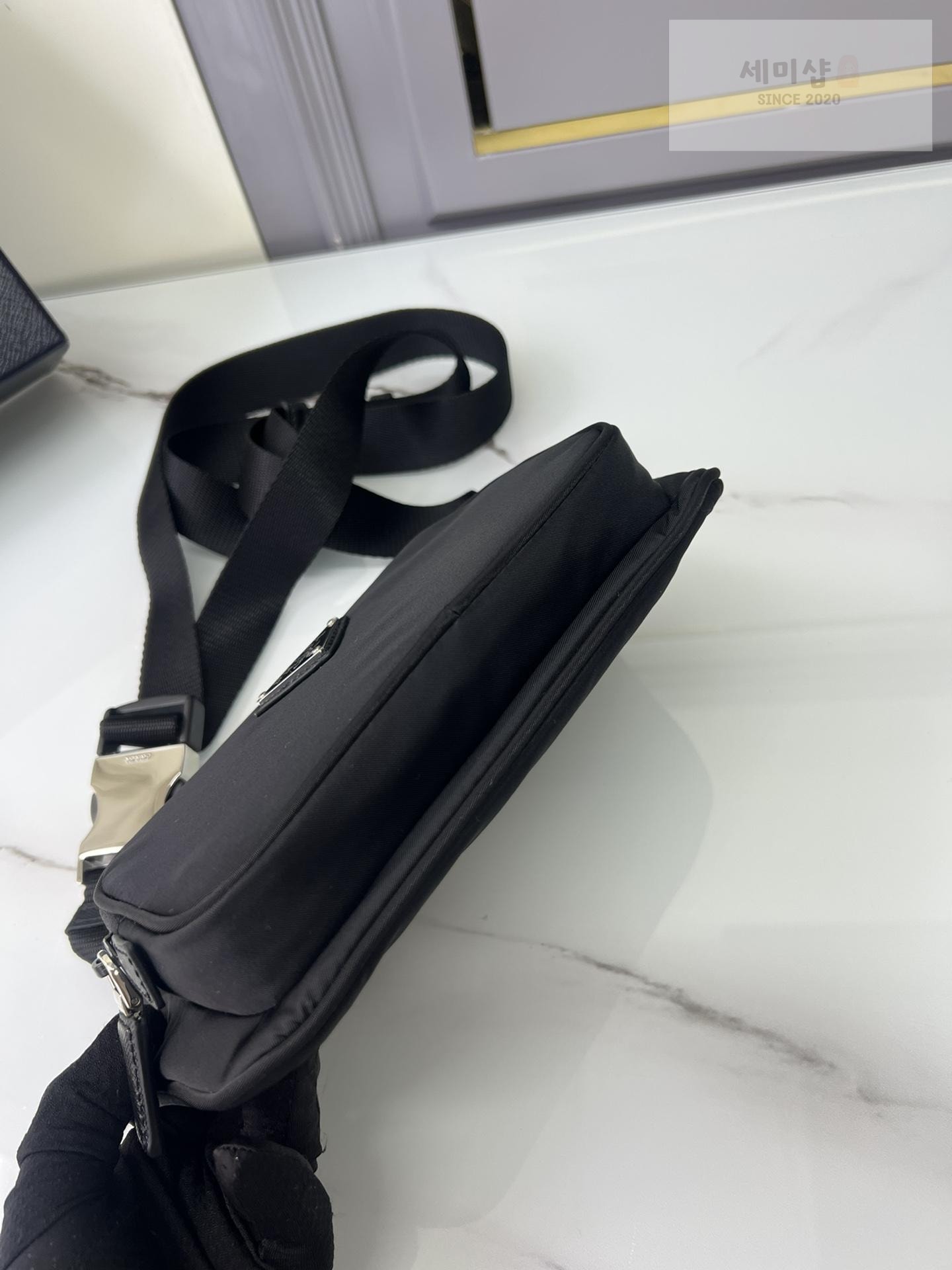 P R A D A Prada Re - Nylon Shoulder Bag 4번 이미지