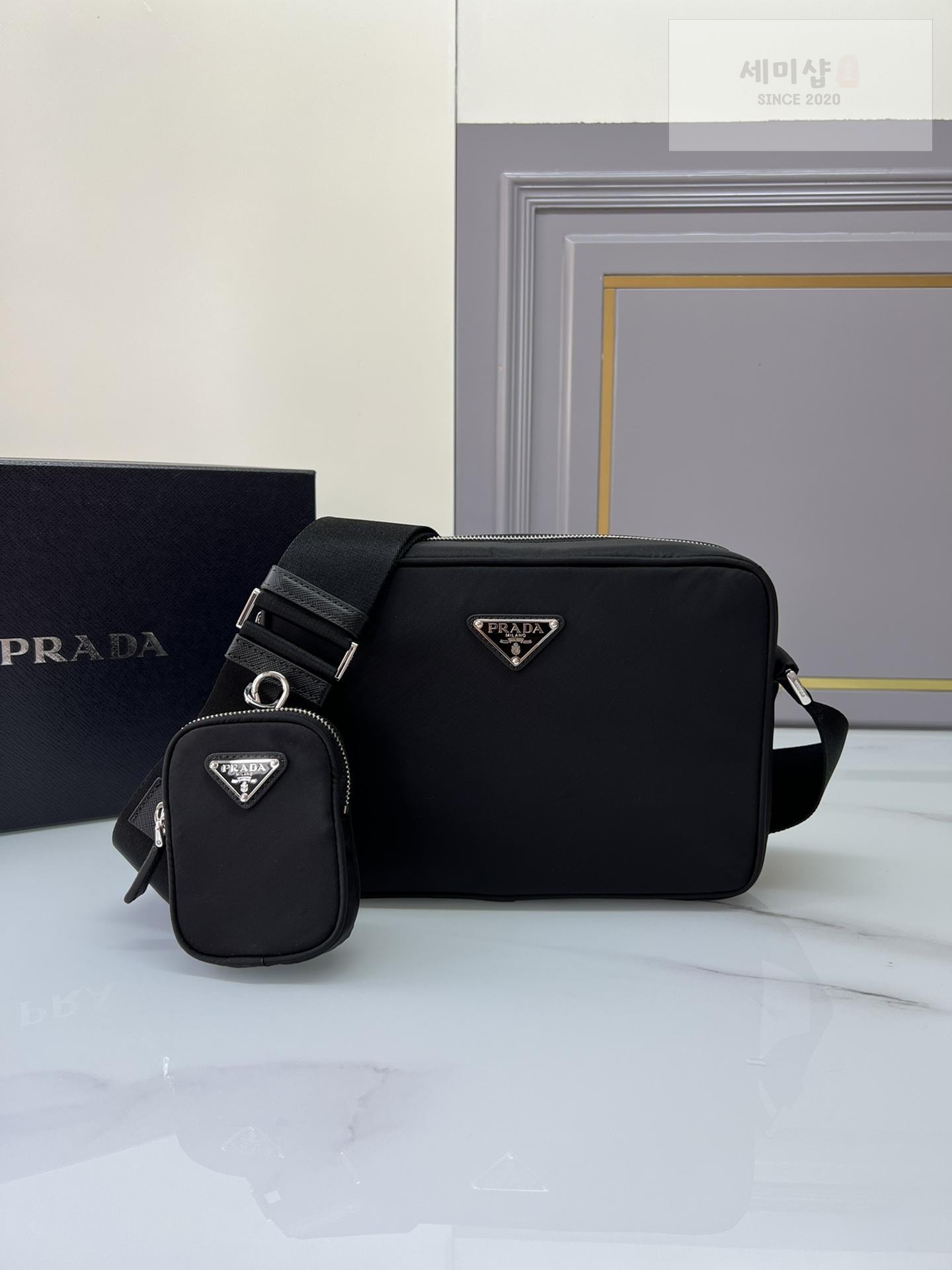 P R A D A Prada Re - Nylon x Adidas Shoulder Bag 8번 이미지