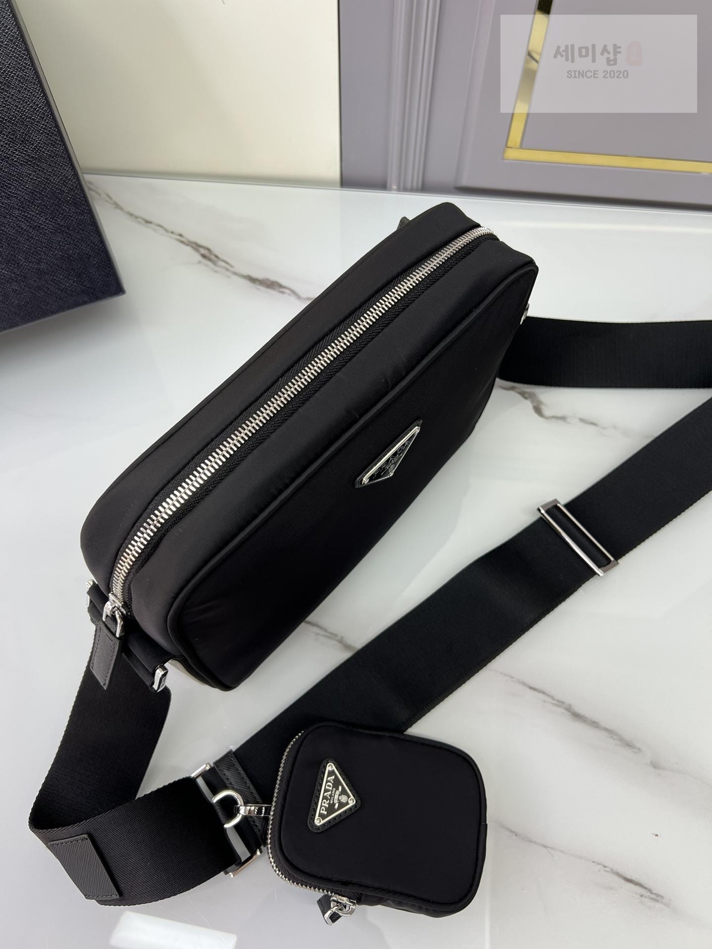 P R A D A Prada Re - Nylon x Adidas Shoulder Bag 6번 이미지