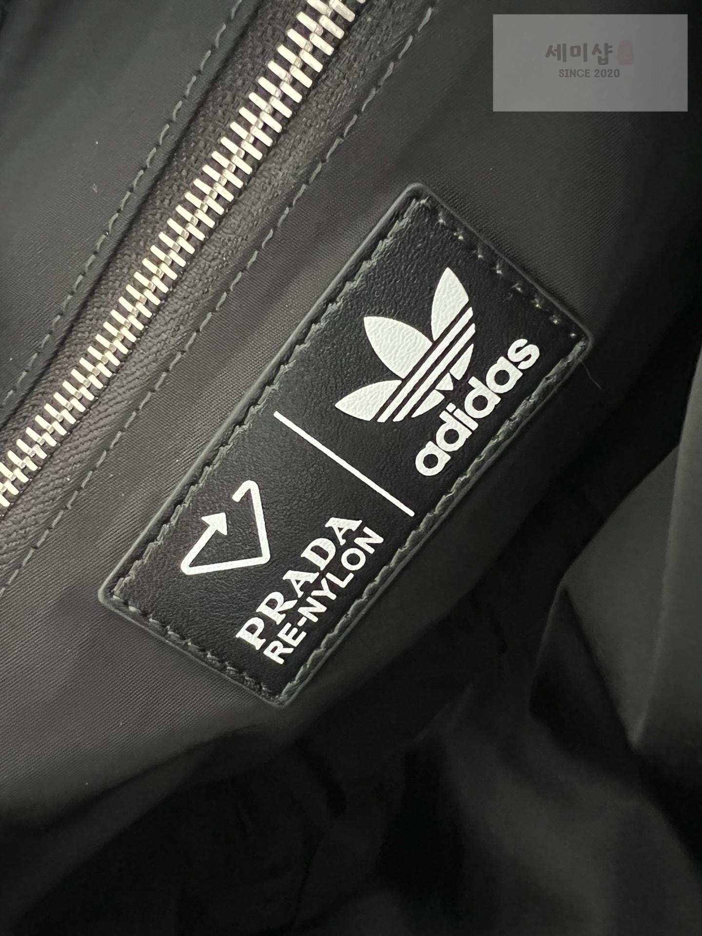 P R A D A Prada Re - Nylon x Adidas Shoulder Bag 5번 이미지