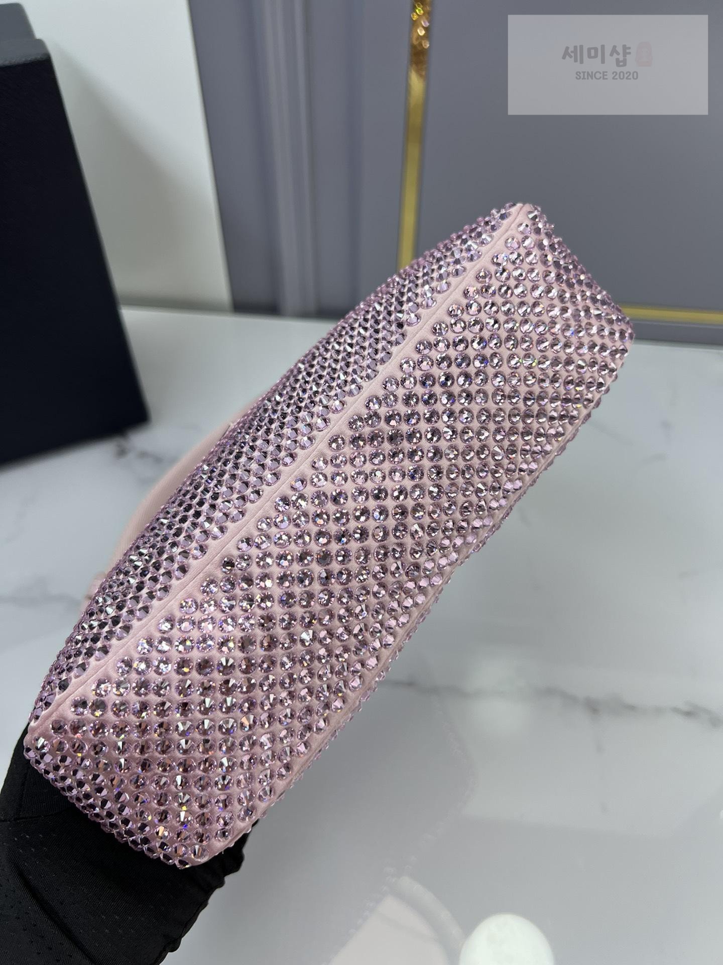 P R A D A Prada Rhinestones Re - Edition Soulder Bag 7번 이미지