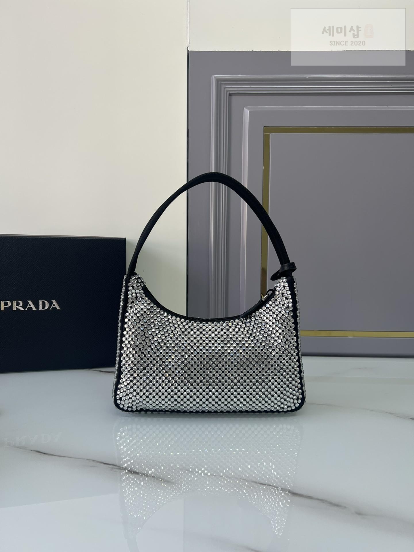 P R A D A Prada Rhinestones Re - Edition Soulder Bag 13번 이미지