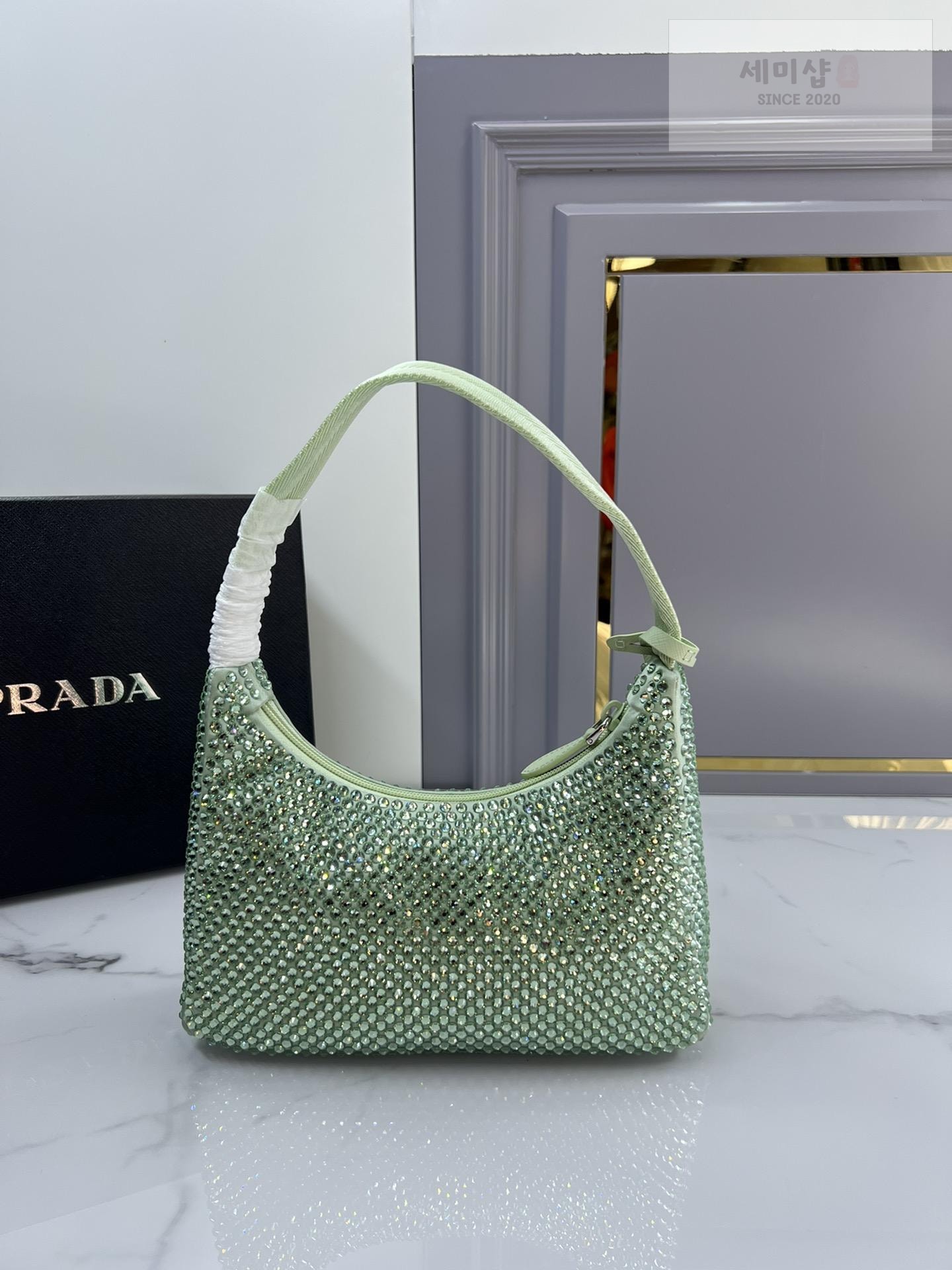 P R A D A Prada Rhinestones Re - Edition Soulder Bag 20번 이미지
