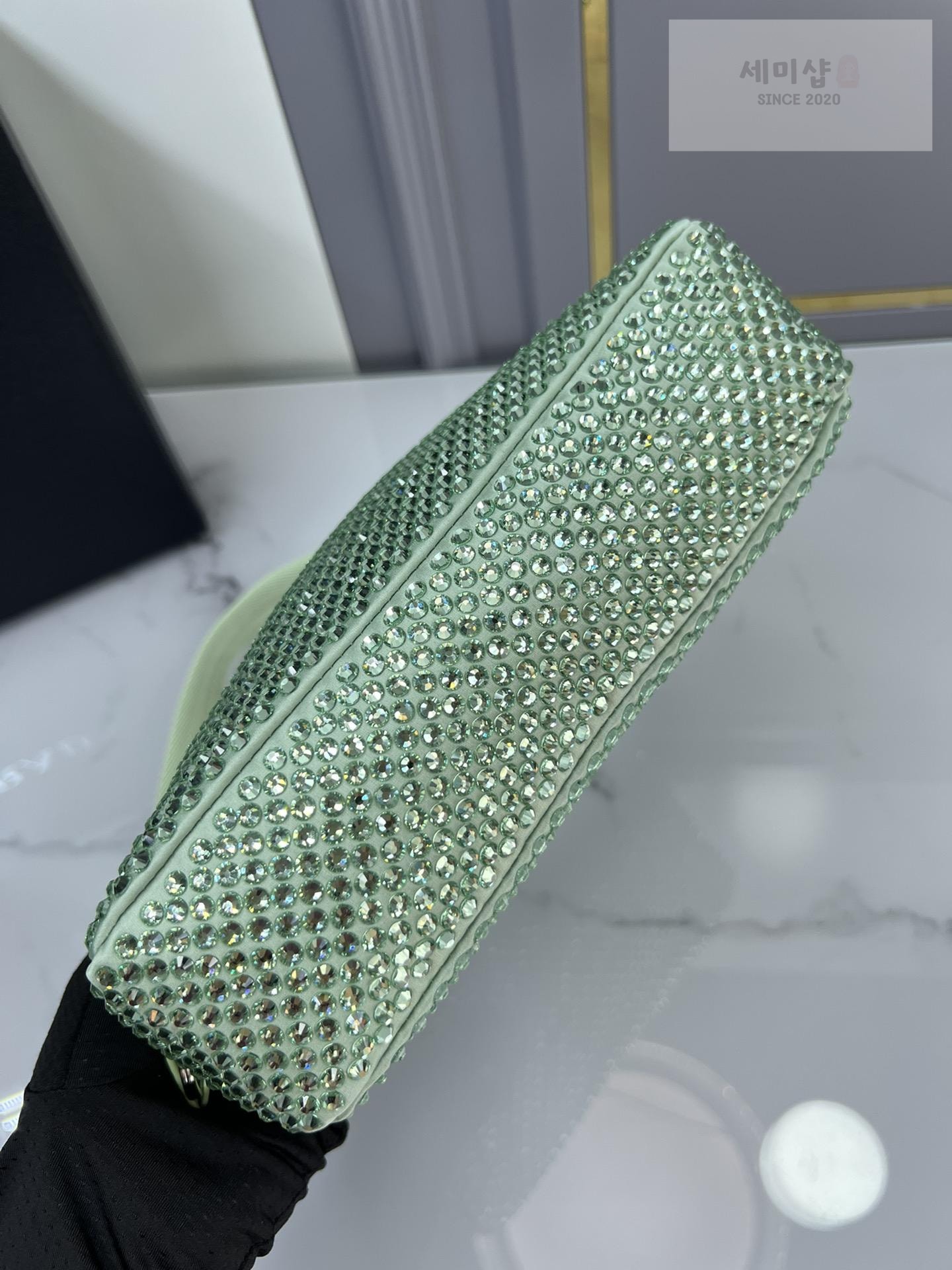 P R A D A Prada Rhinestones Re - Edition Soulder Bag 21번 이미지
