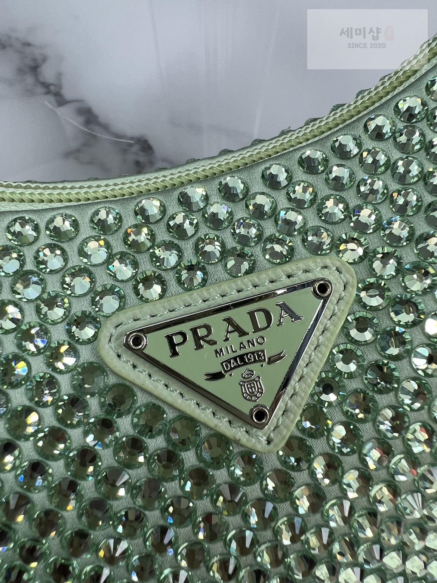 P R A D A Prada Rhinestones Re - Edition Soulder Bag 22번 이미지