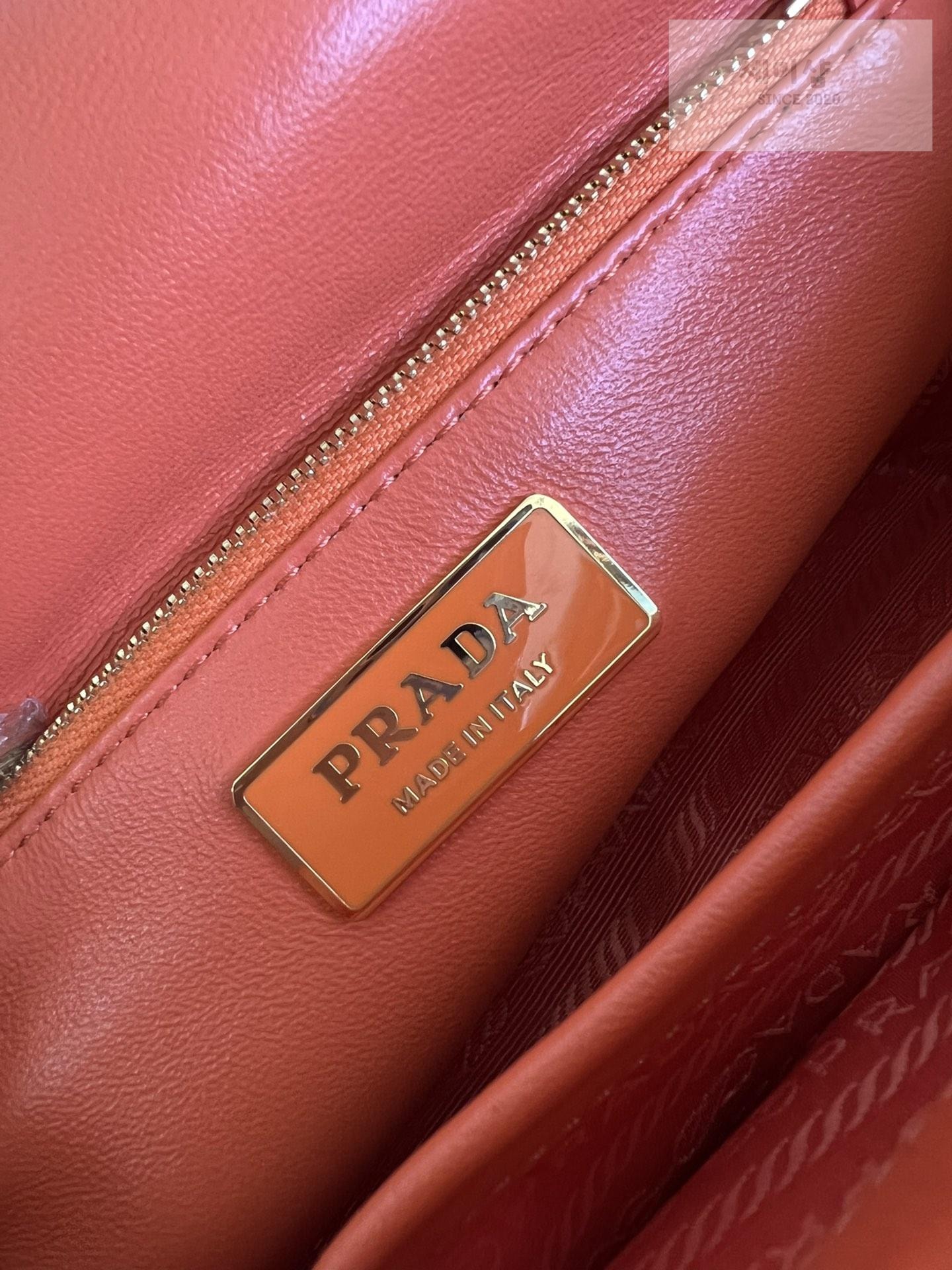 P R A D A Prada System Nappa Bag 23번 이미지