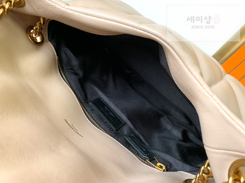 Saint Laurent Saint Laurent Puffer Small in Nappa leather Bag 8번 이미지