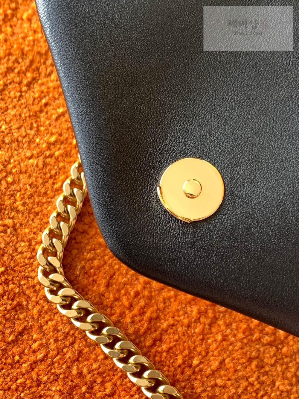 Saint Laurent Saint Laurent Puffer Small in Nappa leather Bag 6번 이미지
