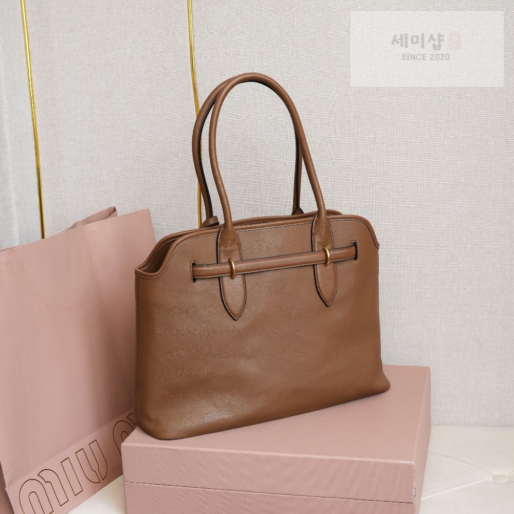 Miu Miu Aventure Nappa Leather Bag 2번 이미지