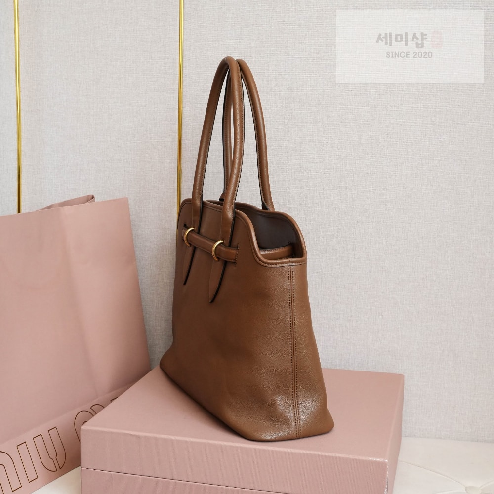 Miu Miu Aventure Nappa Leather Bag 3번 이미지