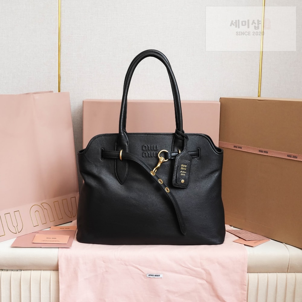 Miu Miu Aventure Nappa Leather Bag 1번 이미지