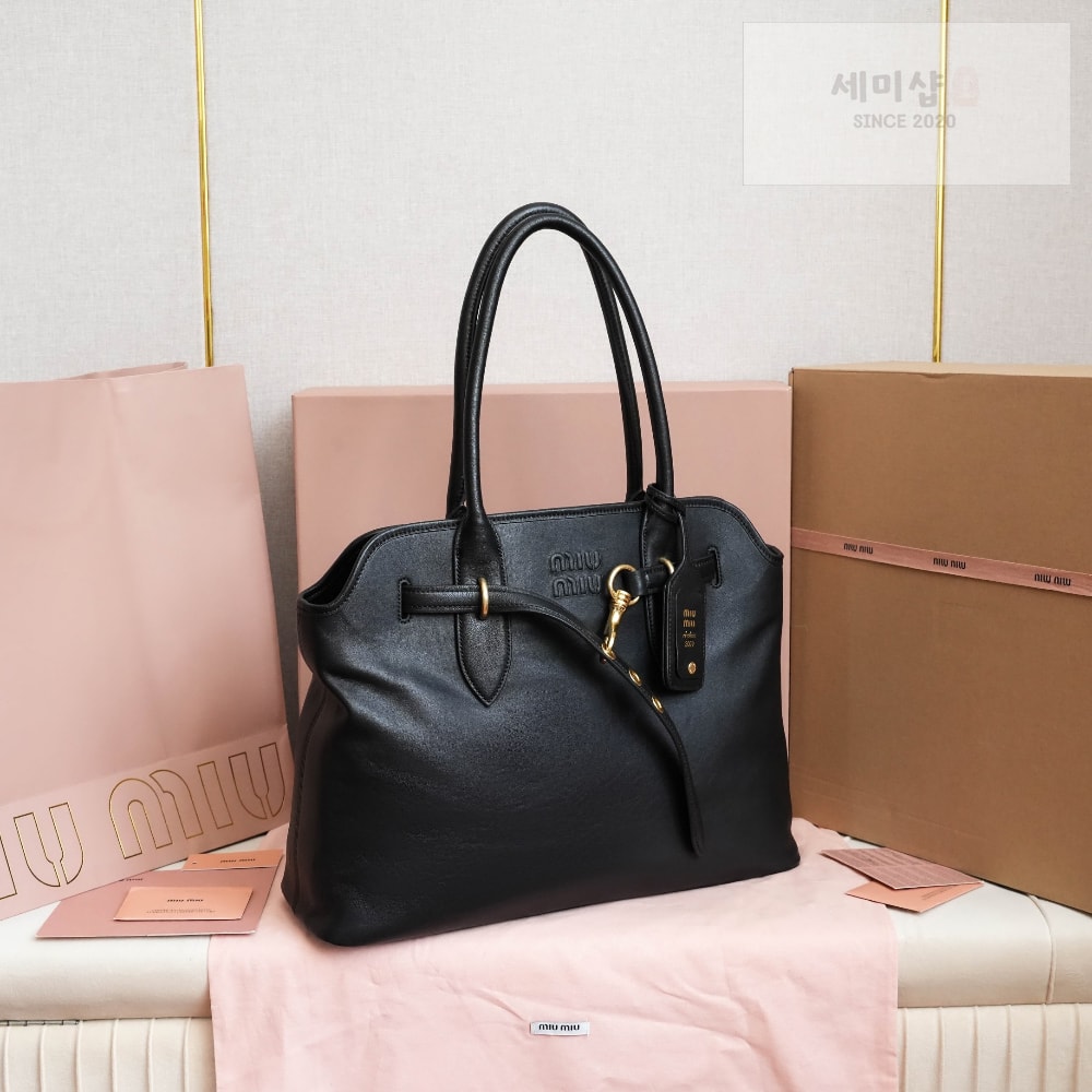 Miu Miu Aventure Nappa Leather Bag 3번 이미지
