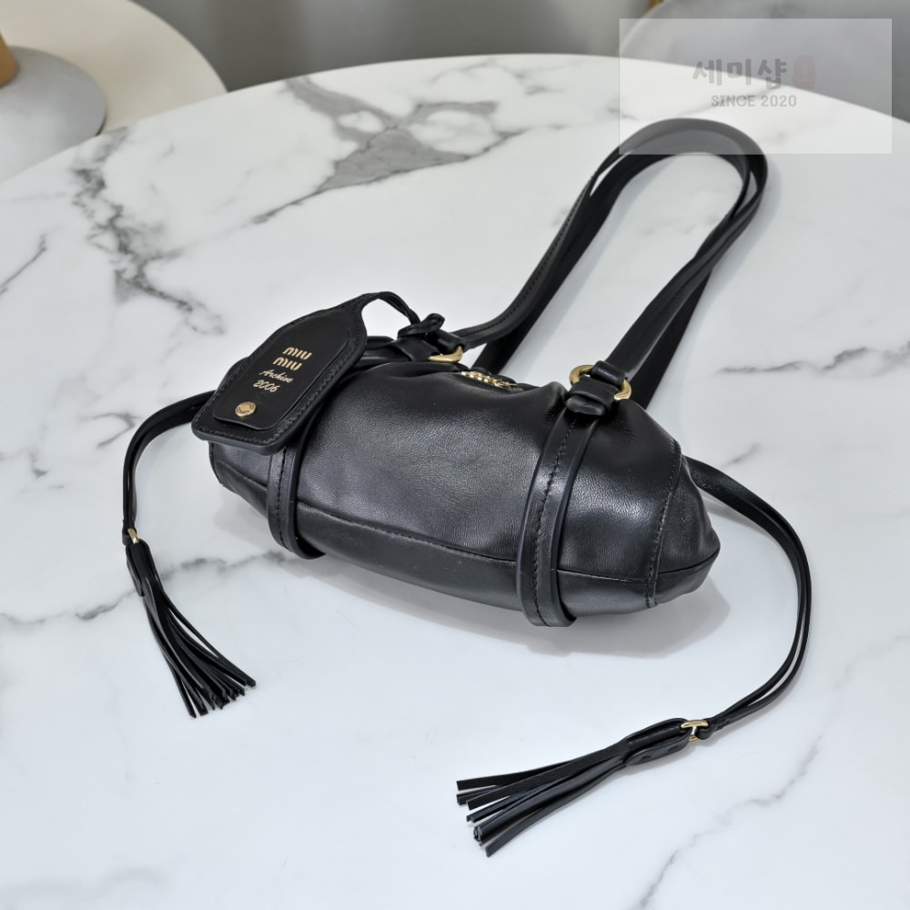 Miu Miu Joie Nappa Leather Bag 12번 이미지