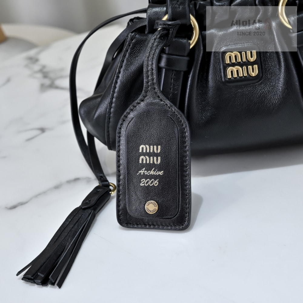 Miu Miu Joie Nappa Leather Bag 14번 이미지