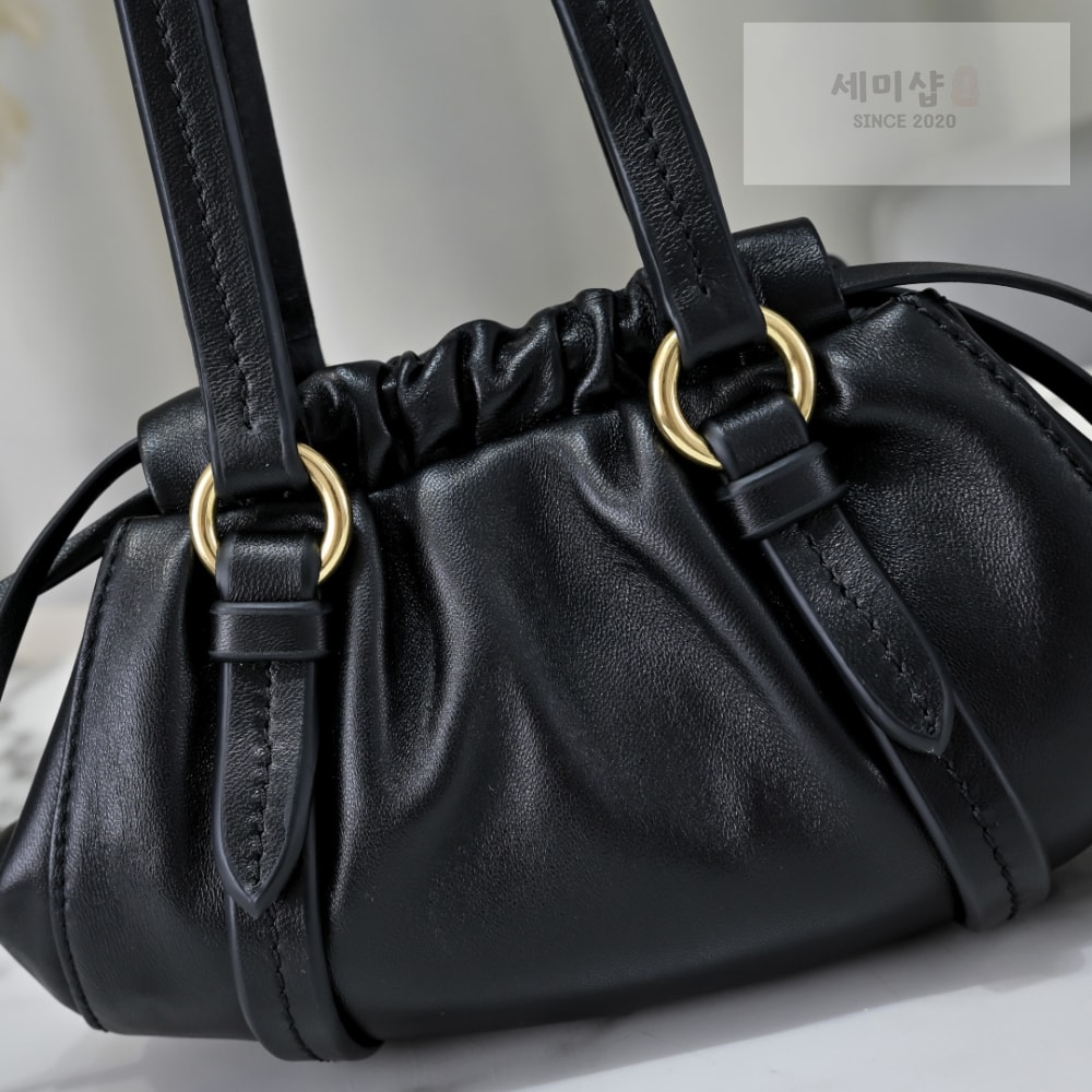Miu Miu Joie Nappa Leather Bag 15번 이미지