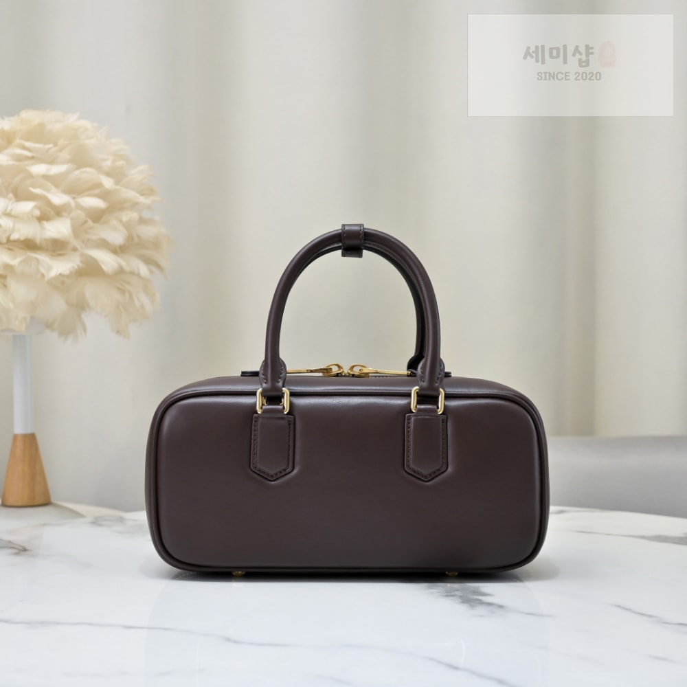 Miu Miu Miu Miu Arcadie Leather Large 레플리카 2번 이미지 - Bag | 세미샵 레플리카 사이트