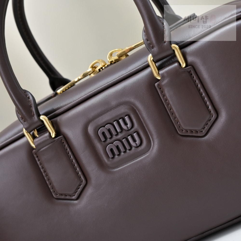 Miu Miu Miu Miu Arcadie Leather Large 레플리카 3번 이미지 - Bag | 세미샵 레플리카 사이트
