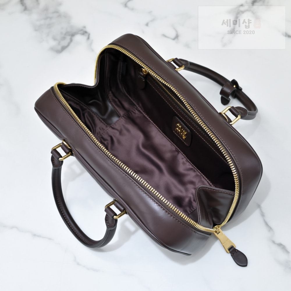 Miu Miu Miu Miu Arcadie Leather Large 레플리카 6번 이미지 - Bag | 세미샵 레플리카 사이트