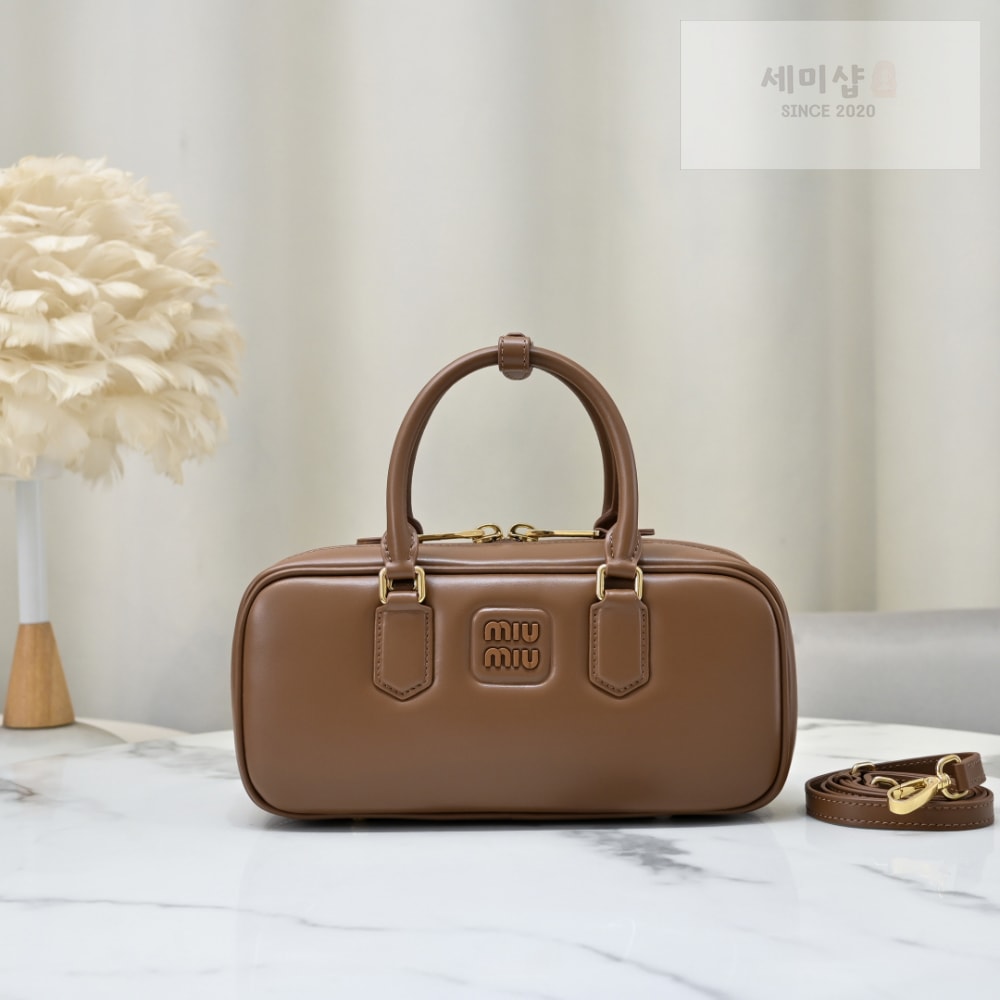 Miu Miu Miu Miu Arcadie Leather Large 레플리카 7번 이미지 - Bag | 세미샵 레플리카 사이트