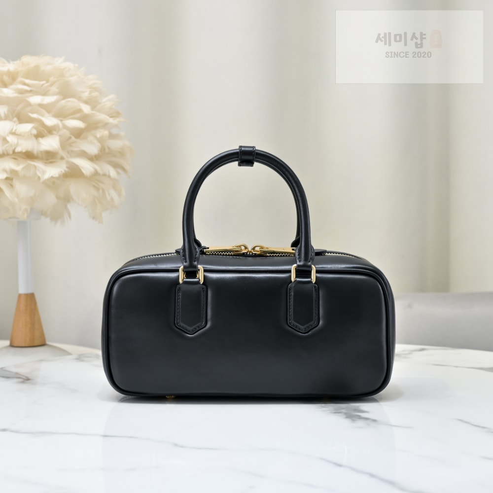 Miu Miu Miu Miu Arcadie Leather Large 레플리카 16번 이미지 - Bag | 세미샵 레플리카 사이트