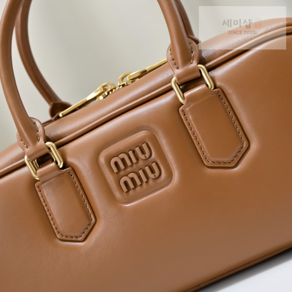 Miu Miu Miu Miu Arcadie Leather Large 레플리카 26번 이미지 - Bag | 세미샵 레플리카 사이트