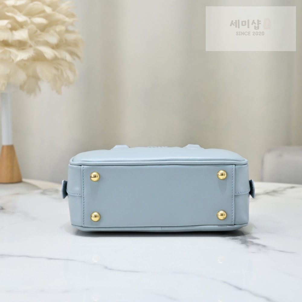 Miu Miu Miu Miu Arcadie Leather Regular Bag 3번 이미지