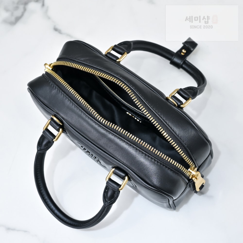 Miu Miu Miu Miu Arcadie Leather Regular Bag 15번 이미지