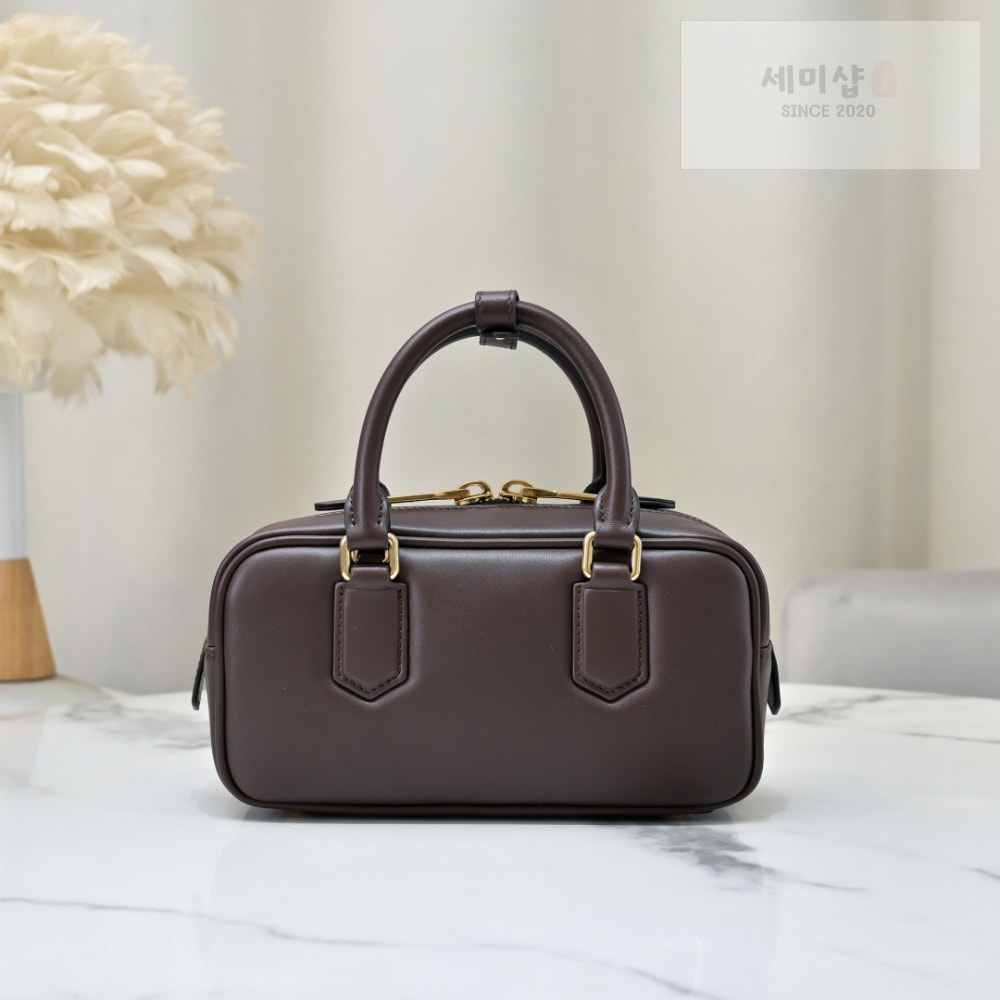 Miu Miu Miu Miu Arcadie Leather Regular Bag 25번 이미지