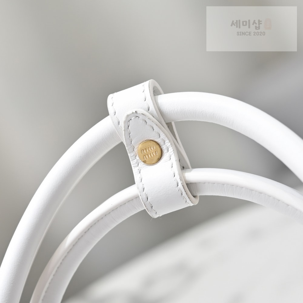 Miu Miu Miu Miu Beau Leather Top Handle Bag 5번 이미지