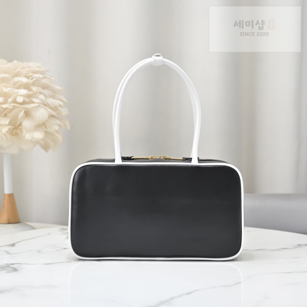 Miu Miu Miu Miu Beau Leather Top Handle Bag 1번 이미지