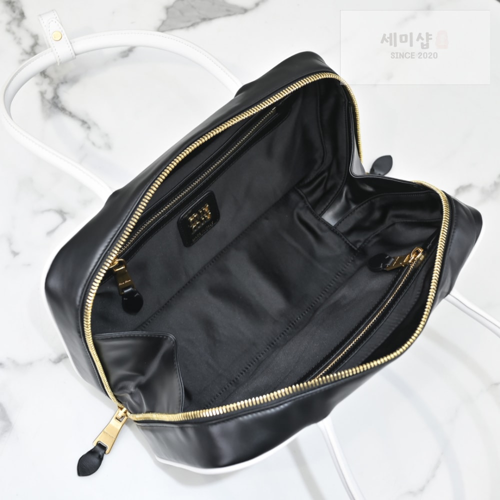 Miu Miu Miu Miu Beau Leather Top Handle Bag 9번 이미지
