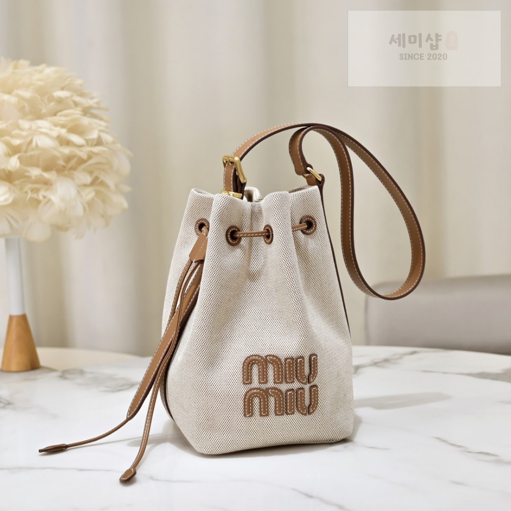 Miu Miu Miu Miu Canvas Leather Bucket Bag 7번 이미지
