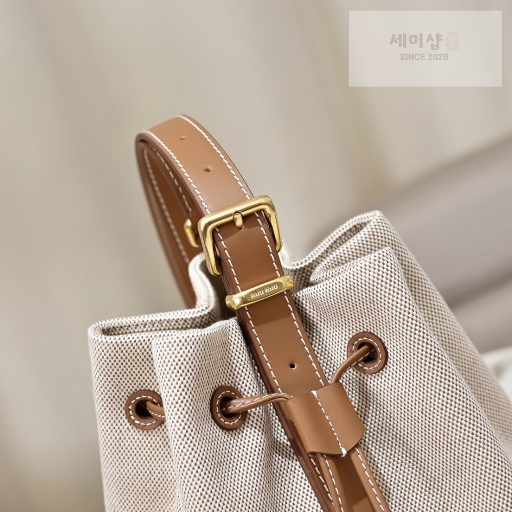 Miu Miu Miu Miu Canvas Leather Bucket Bag 9번 이미지