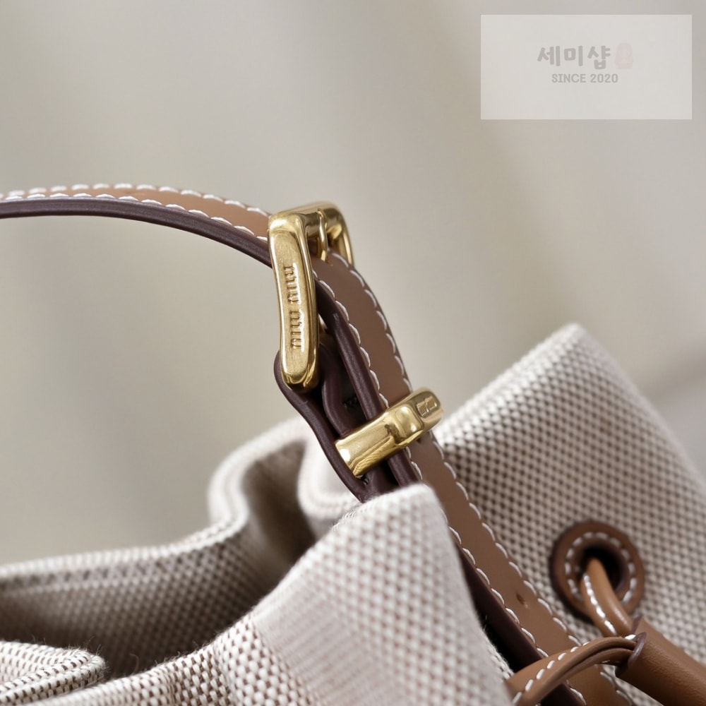 Miu Miu Miu Miu Canvas Leather Bucket Bag 6번 이미지