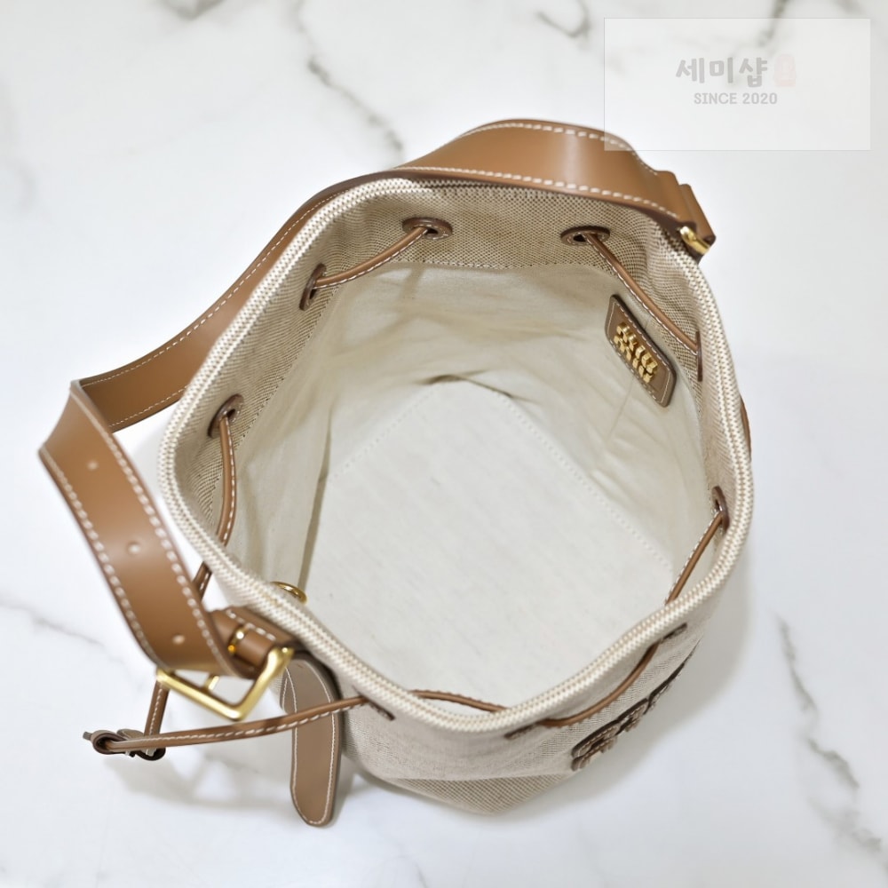 Miu Miu Miu Miu Canvas Leather Bucket Bag 8번 이미지