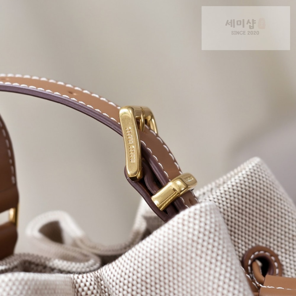 Miu Miu Miu Miu Canvas Leather Bucket Bag 6번 이미지