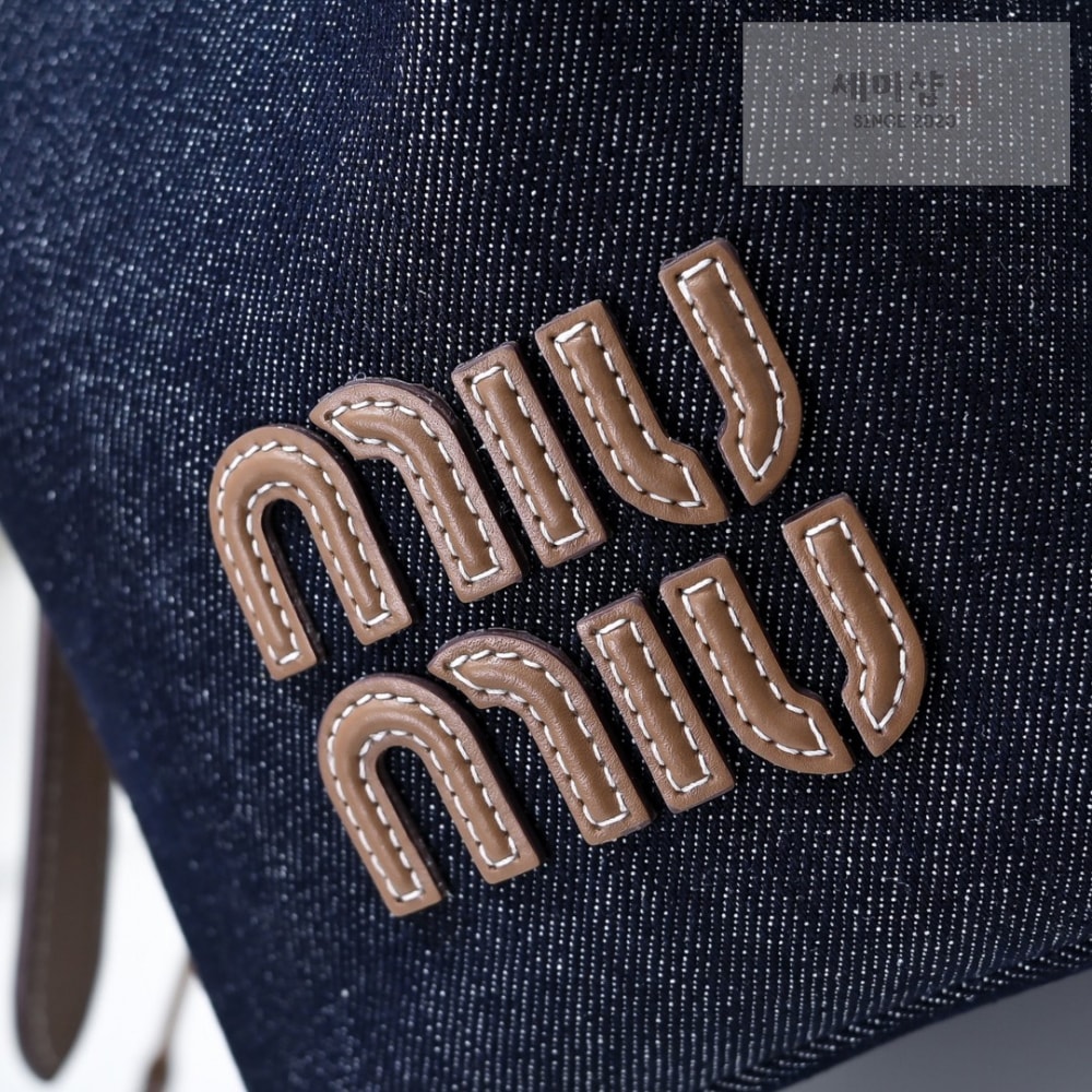 Miu Miu Miu Miu Denim Leather Bucket Bag 3번 이미지