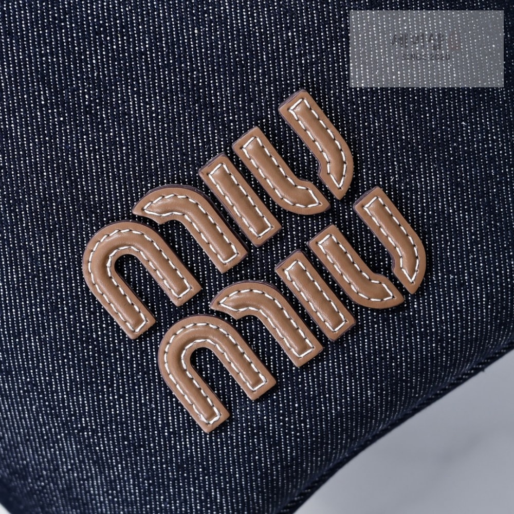 Miu Miu Miu Miu Denim Leather Bucket Bag 4번 이미지