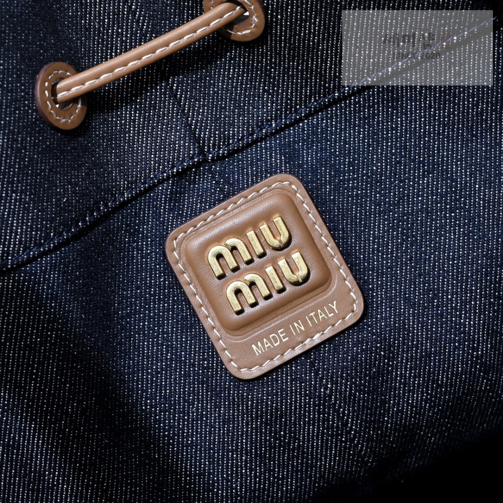 Miu Miu Miu Miu Denim Leather Bucket Bag 7번 이미지
