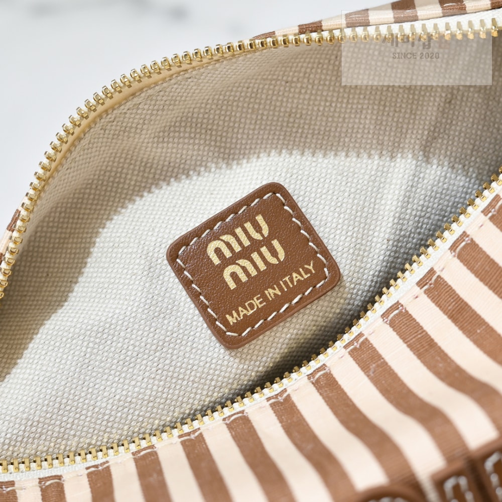 Miu Miu Miu Miu Gabardine Pouch Bag 7번 이미지