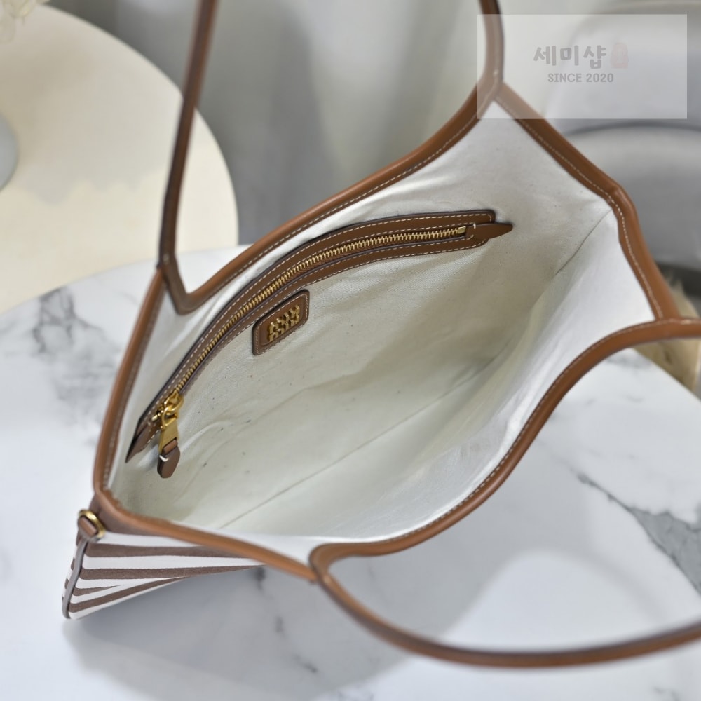 Miu Miu Miu Miu Ivy Canvas Leather Bag 7번 이미지