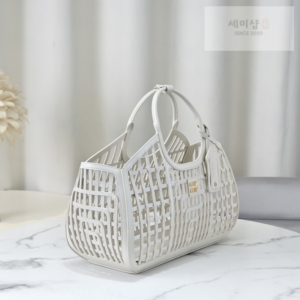 Miu Miu Miu Miu Leather Basket Bag 2번 이미지