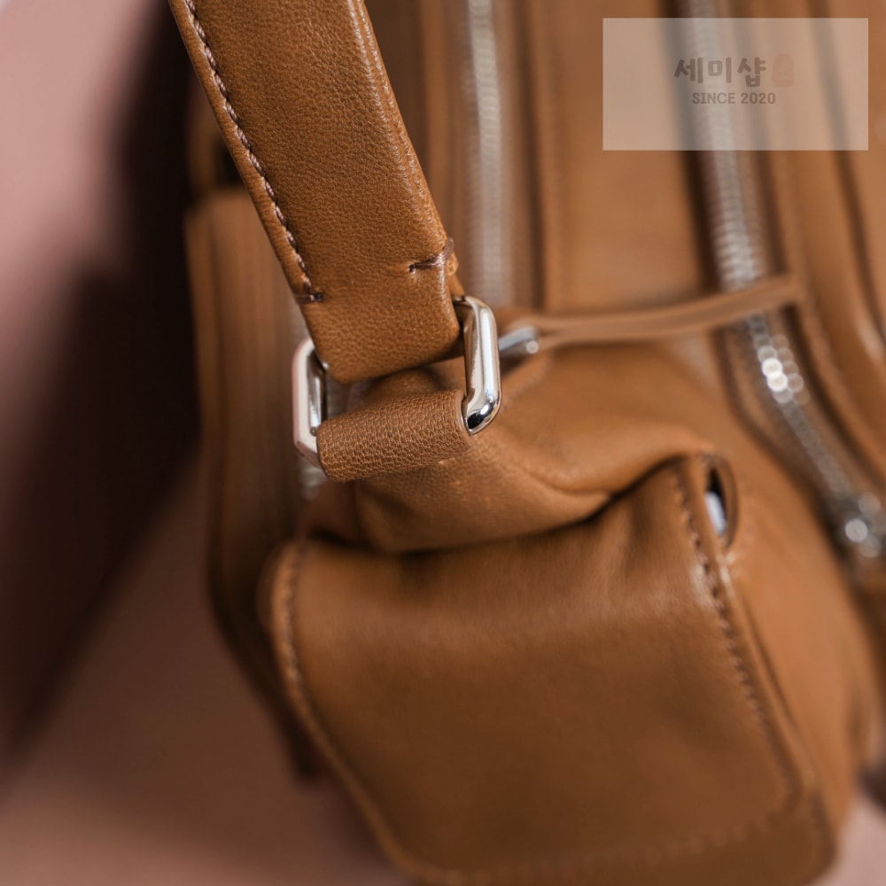 Miu Miu Miu Miu Nappa Leather Pocket Bag 6번 이미지