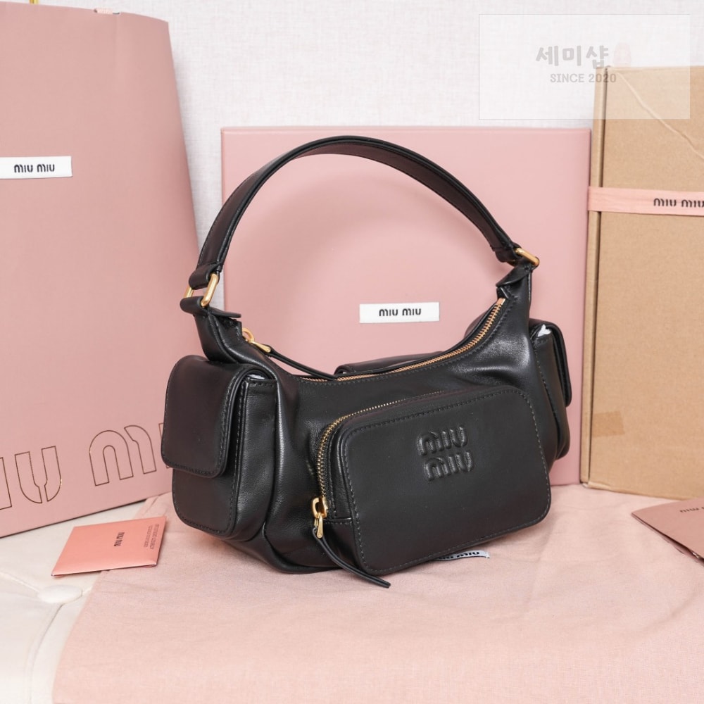Miu Miu Miu Miu Nappa Leather Pocket Bag 6번 이미지