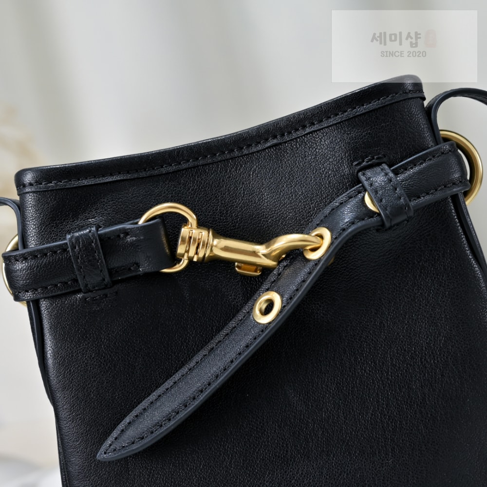 Miu Miu Miu Miu Nappa Leather Pouch Bag 6번 이미지