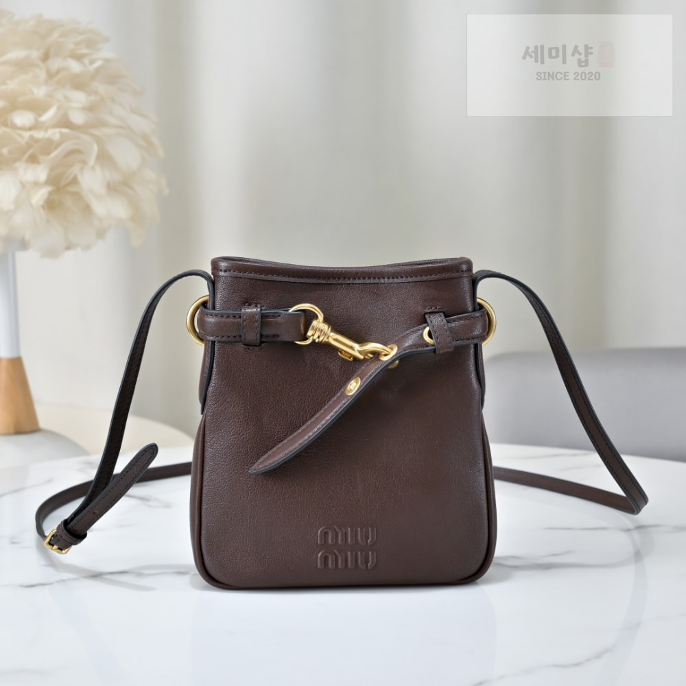Miu Miu Miu Miu Nappa Leather Pouch Bag 10번 이미지