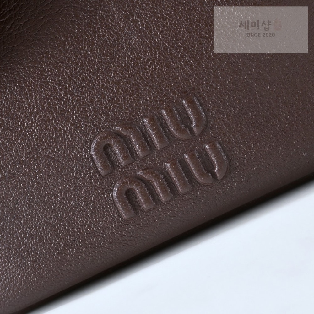Miu Miu Miu Miu Nappa Leather Pouch Bag 13번 이미지