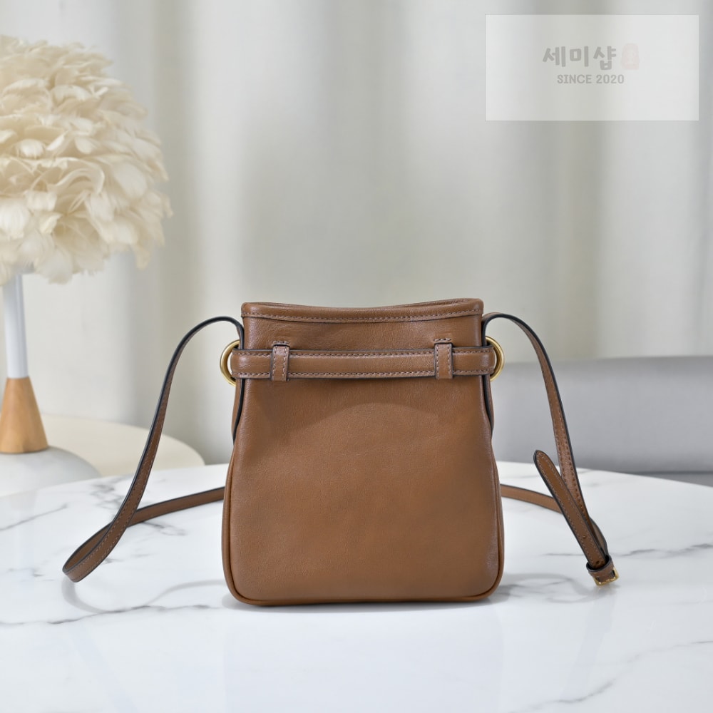 Miu Miu Miu Miu Nappa Leather Pouch Bag 19번 이미지