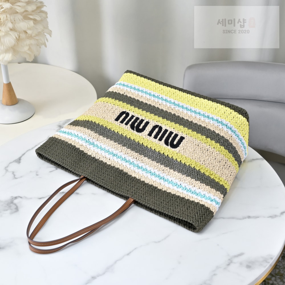 Miu Miu Miu Miu Raffia Woven Tote Bag 6번 이미지